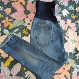 Gap Maternity True Resolution Skinny